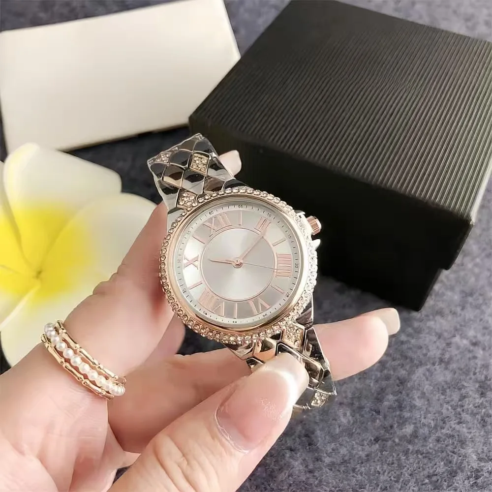 2025 New hot brand Stainless steel strap Waterproof watch Ladies Luxury Gift Quartz Watch Students Fashion simple diamond watch
2025 New hot brand Stainless steel strap Waterproof watch Ladies Luxury Gift Quartz Watch Students Fashion simple diamond watch