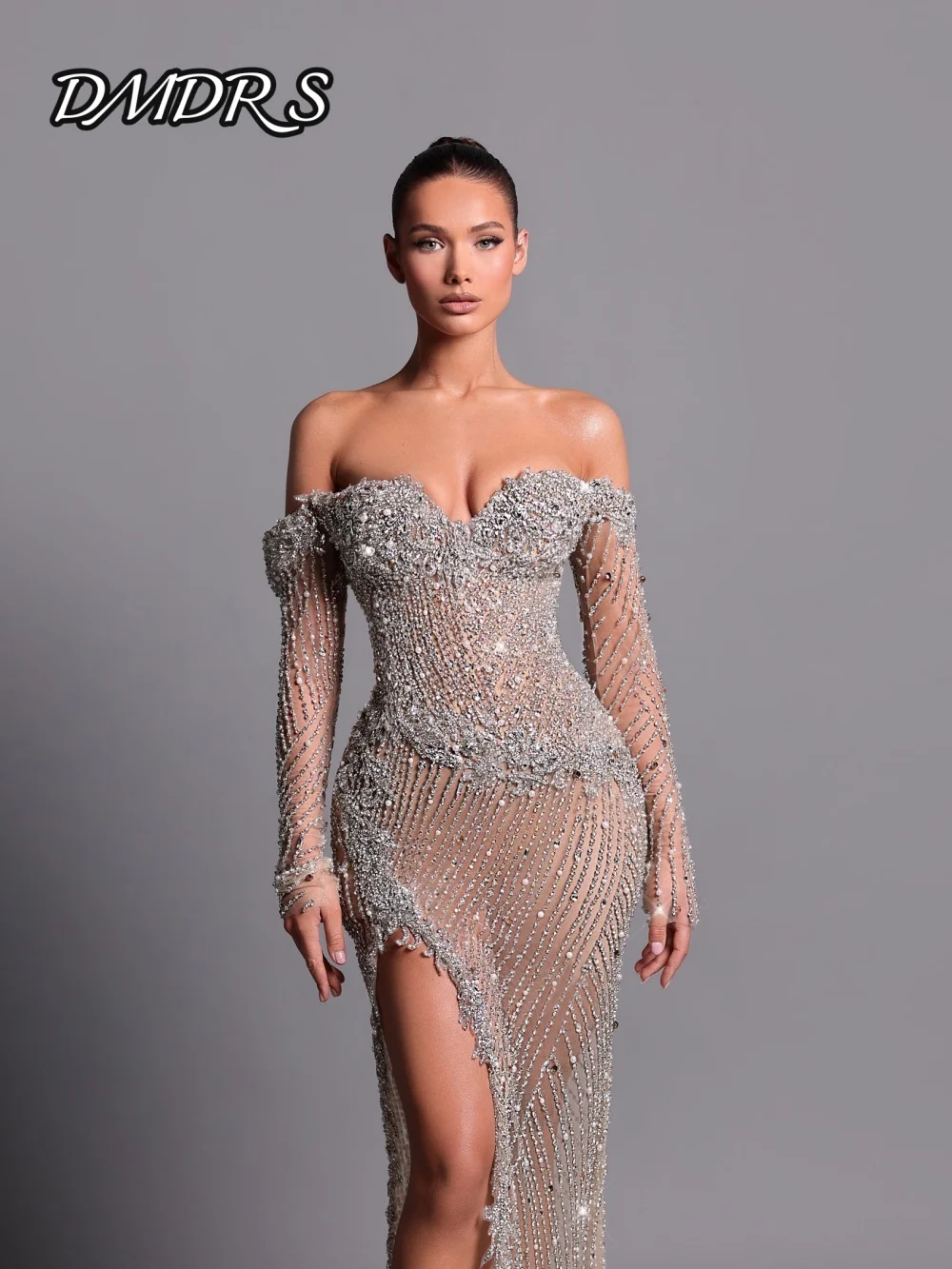 DMDRS Off-shoulder Evening Dress 2025 Charming Side Slit Party Gown Formal A-line Beaded Floor-Length Party Dress فساتين سهرة
DMDRS Off-shoulder Evening Dress 2025 Charming Side Slit Party Gown Formal A-line Beaded Floor-Length Party Dress فساتين سهرة