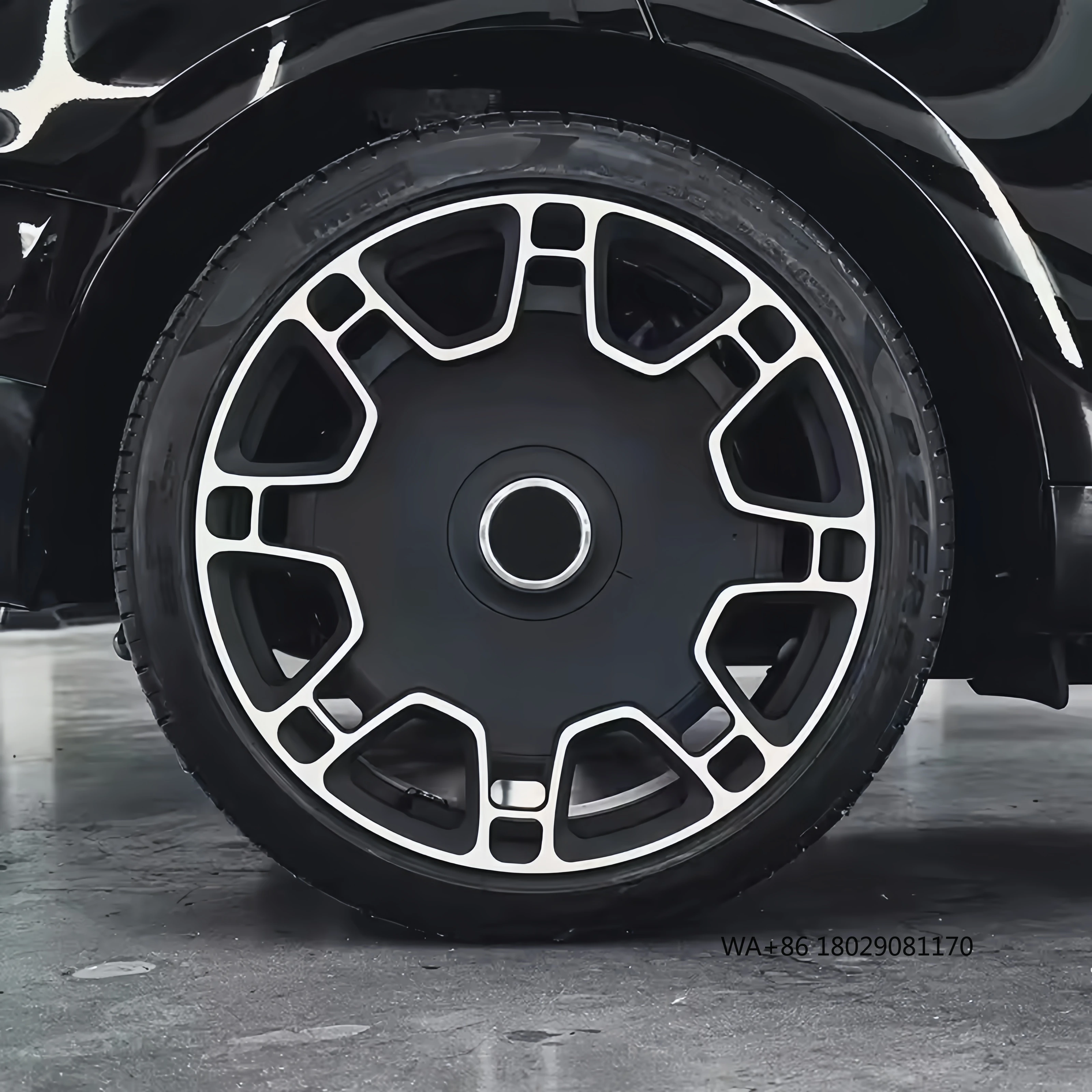 Custom Forged Alloy Rim 18 20 22 24 26 Inch 5x114.3 5x120 5x112 Wheel
Custom Forged Alloy Rim 18 20 22 24 26 Inch 5x114.3 5x120 5x112 Wheel