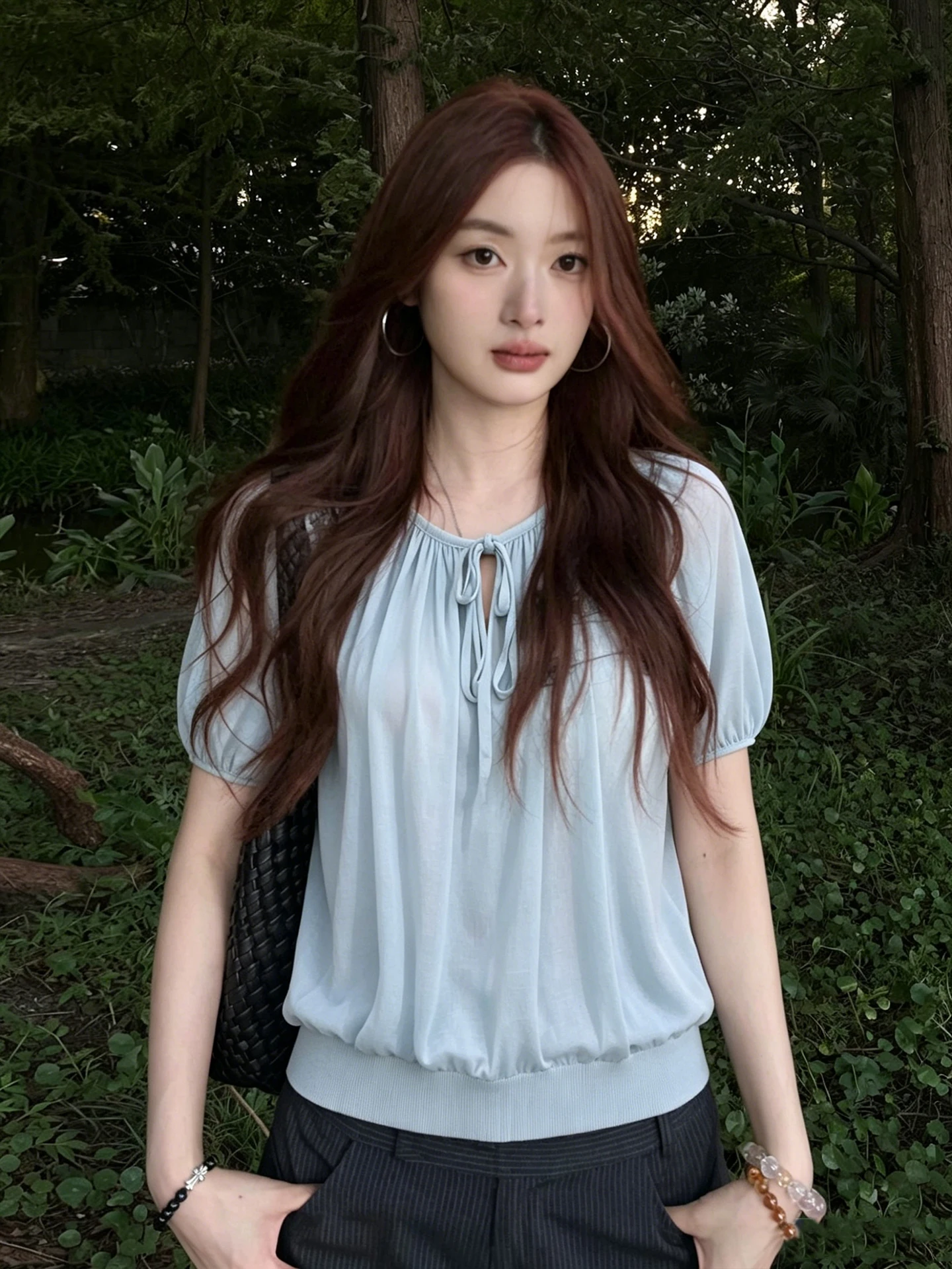 Blue Short Sleeve Knitted Top Women's Summer Casual Loose Slimming Pleated T-Shirt Hollow out Belted Korean Style Streetwear
Blue Short Sleeve Knitted Top Women's Summer Casual Loose Slimming Pleated T-Shirt Hollow out Belted Korean Style Streetwear