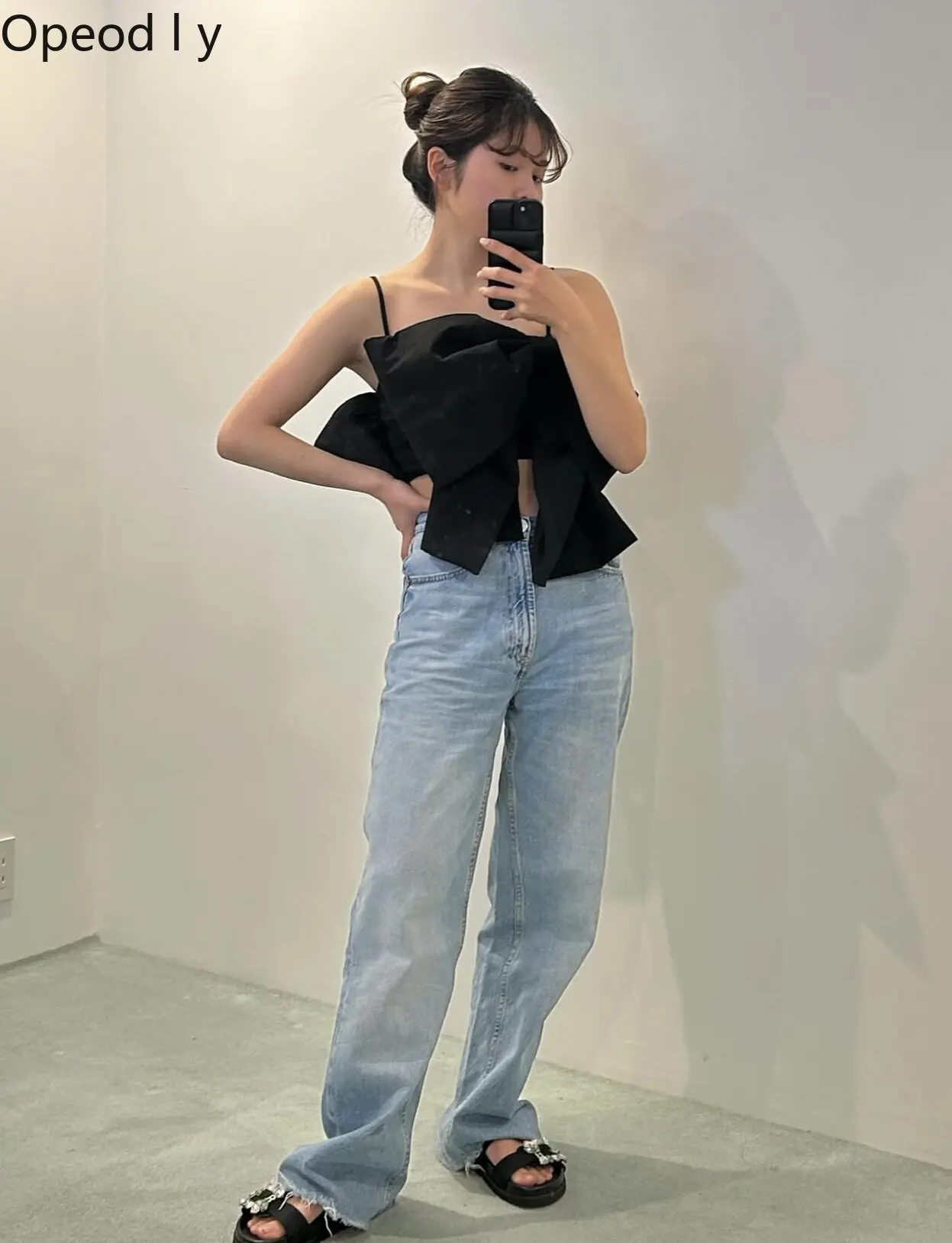Japanese 2026 Spring and Summer New Sweet Bow Short Suspender Sexy Cute Latin America Temperament Y2k Women's Vest
Japanese 2026 Spring and Summer New Sweet Bow Short Suspender Sexy Cute Latin America Temperament Y2k Women's Vest