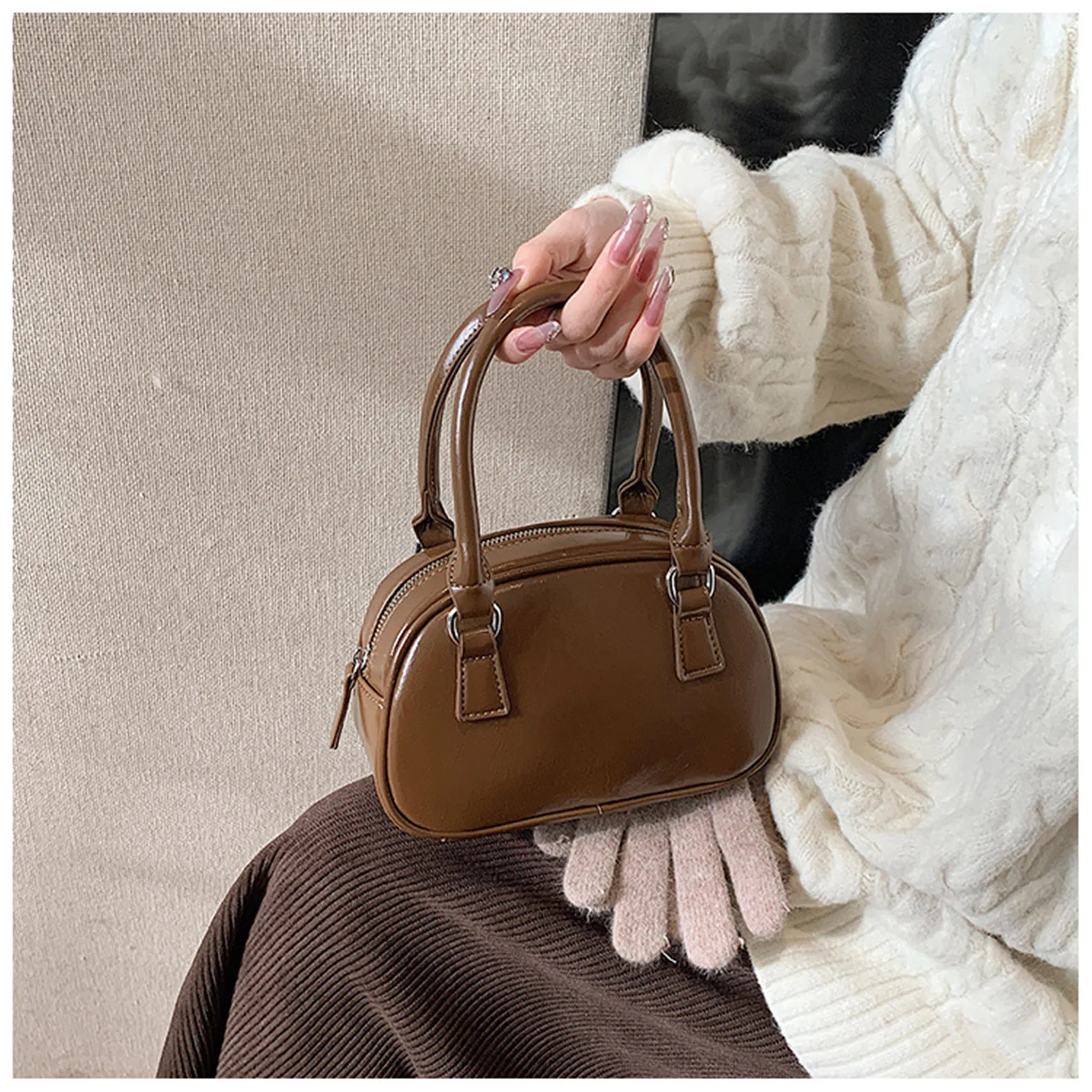 Women Luxury Zipper Crossbody Bag Solid Color Underarm Bag Ladies Square Handbag Retro PU Leather Adjustable Shoulder Bag
Women Luxury Zipper Crossbody Bag Solid Color Underarm Bag Ladies Square Handbag Retro PU Leather Adjustable Shoulder Bag