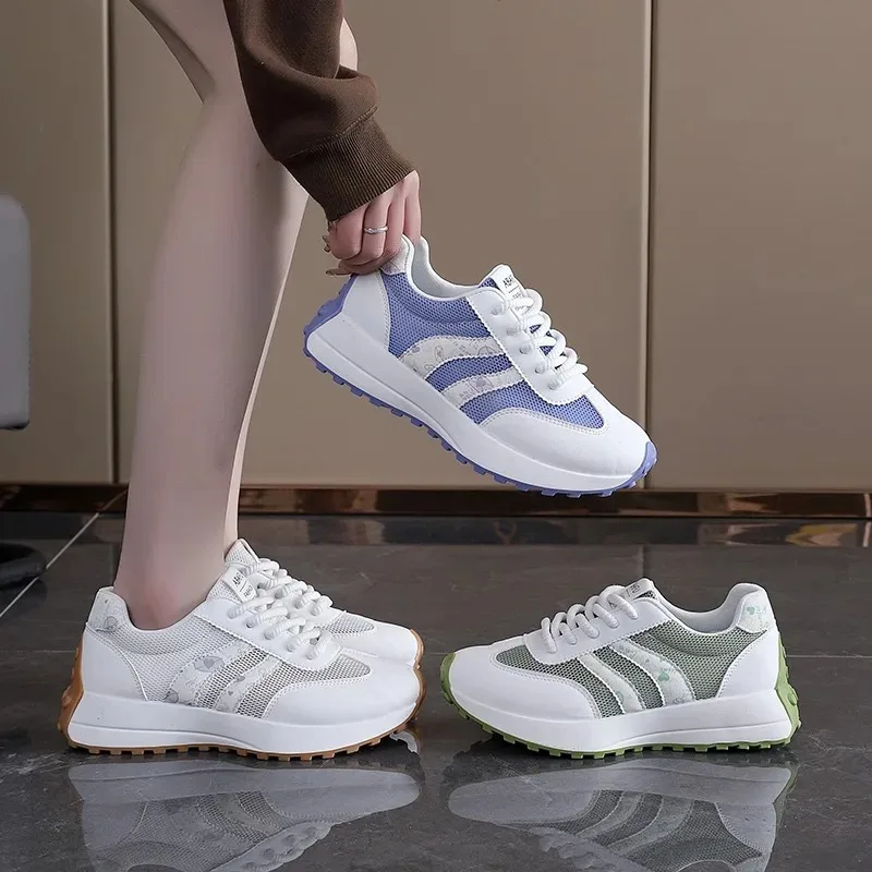 Women's New Breathable Lace Up Sports Shoes Mesh Comfortable Fashion Casual Round Closed Toe Shoes Thick Soled Women Sneakers
Women's New Breathable Lace Up Sports Shoes Mesh Comfortable Fashion Casual Round Closed Toe Shoes Thick Soled Women Sneakers