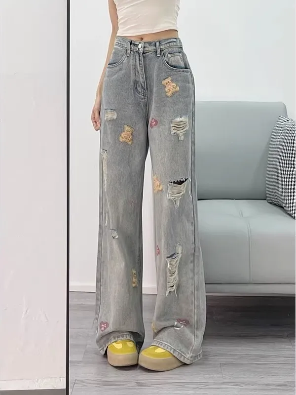 Ripped Bear Embroidery Jeans Women's Loose Fit Blue Denim High Waist Zipper Closure Spring 2026 American Design Style
Ripped Bear Embroidery Jeans Women's Loose Fit Blue Denim High Waist Zipper Closure Spring 2026 American Design Style