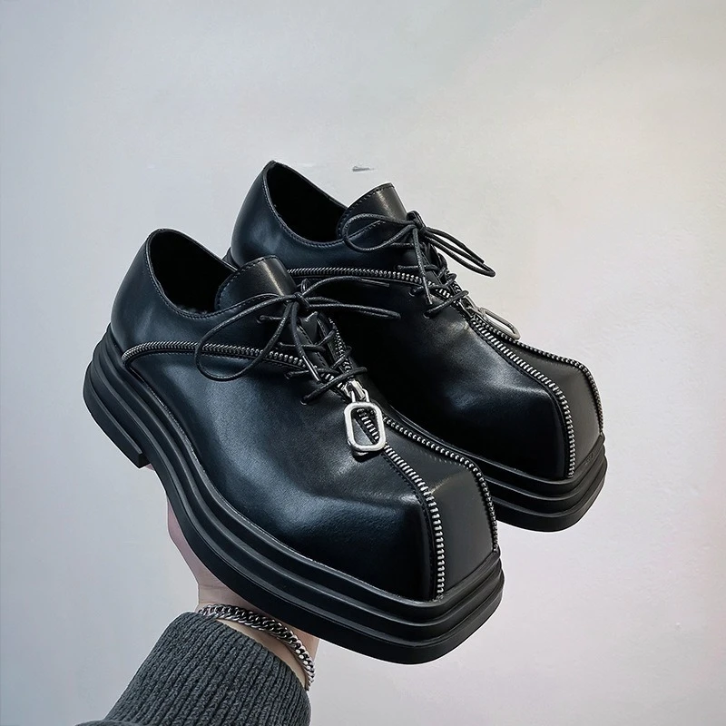 Новые кожаные туфли на толстой подошве с квадратной головкой, индивидуальная молния в стиле панк, трендовая обувь дерби
Новые кожаные туфли на толстой подошве с квадратной головкой, индивидуальная молния в стиле панк, трендовая обувь дерби