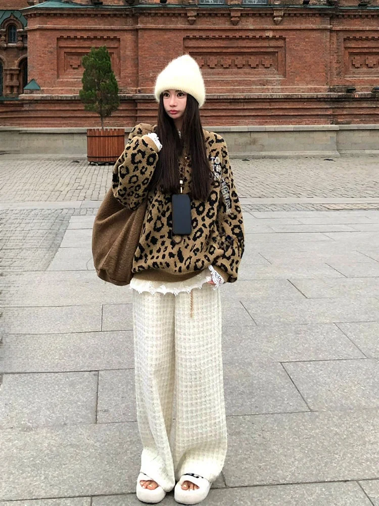 Lililiwj High Waist Wide Leg Casual Tweed Pants Women's Autumn Style Straight Cut Trousers Elegant Draped Loose Fit Trousers
Lililiwj High Waist Wide Leg Casual Tweed Pants Women's Autumn Style Straight Cut Trousers Elegant Draped Loose Fit Trousers