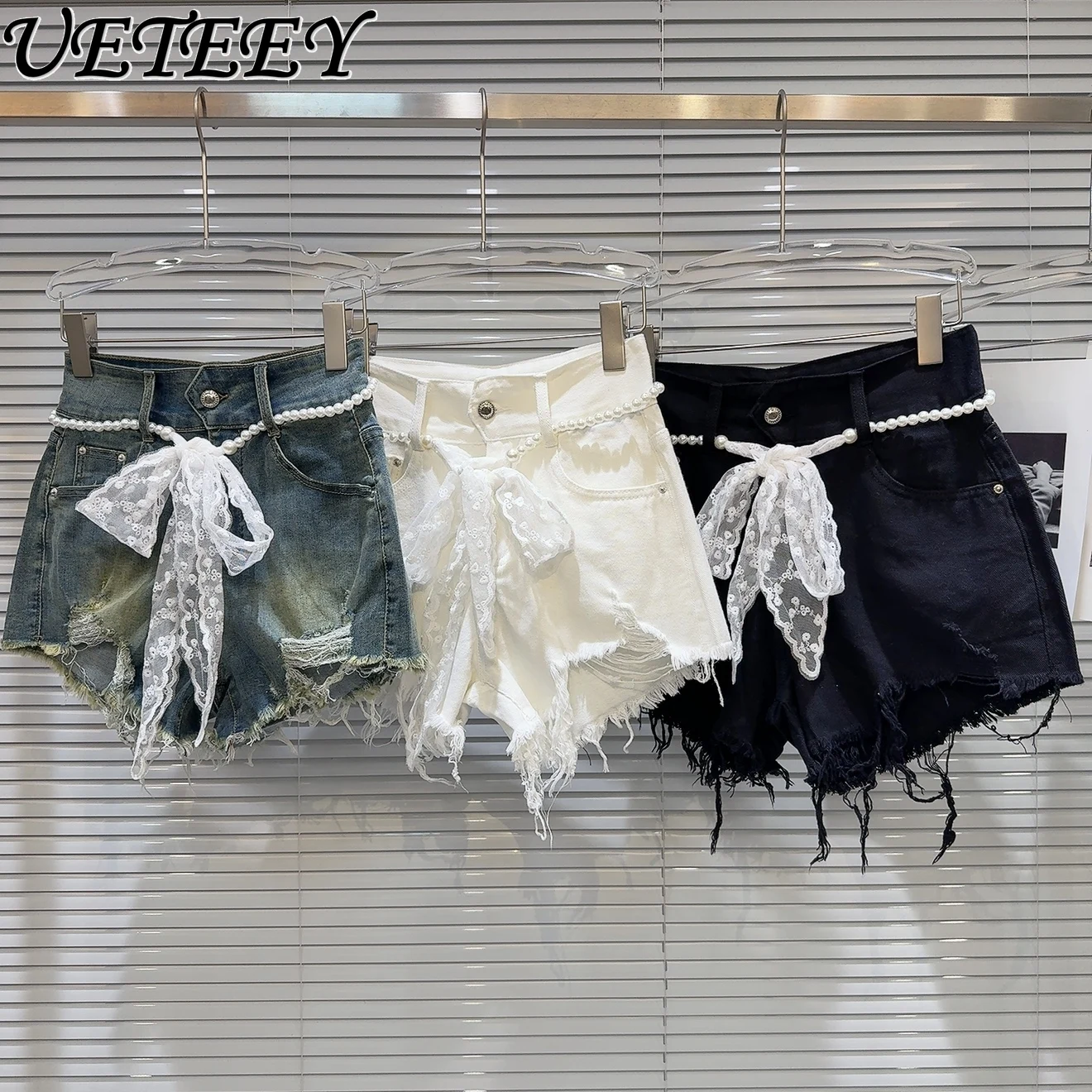 Summer New Sweet and Spicy Lace Bow Pearl Belt Denim Shorts Fashionable High Waist Straight Short Pants for Women
Summer New Sweet and Spicy Lace Bow Pearl Belt Denim Shorts Fashionable High Waist Straight Short Pants for Women
