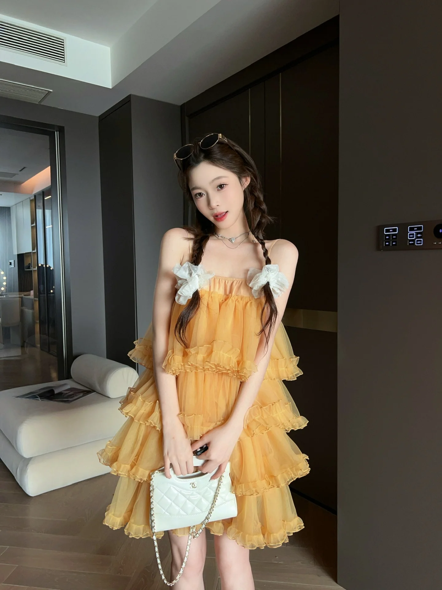 Fashionable Loose Strap Dress Women's Summer 2026 New Style Sweet Patchwork Natural Waist Acetate Fiber Material
Fashionable Loose Strap Dress Women's Summer 2026 New Style Sweet Patchwork Natural Waist Acetate Fiber Material