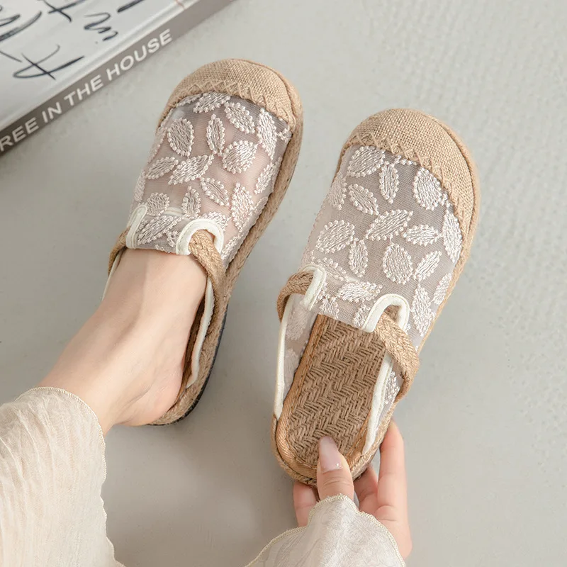 Flax Woven Embroidered Summer Mesh Slip-On Half Slippers Women's Flat Shoes Comfortable Breathable Ladies Retro Cloth Shoes
Flax Woven Embroidered Summer Mesh Slip-On Half Slippers Women's Flat Shoes Comfortable Breathable Ladies Retro Cloth Shoes