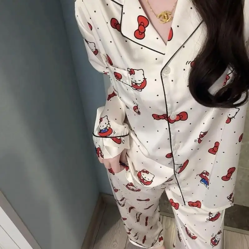 Sanrio Cartoon Hello Kitty Pajamas Kawaii Anime Ice Silk Comfortable Cardigan Large Size Two-Piece Set Cute Girls Home Clothes
Sanrio Cartoon Hello Kitty Pajamas Kawaii Anime Ice Silk Comfortable Cardigan Large Size Two-Piece Set Cute Girls Home Clothes