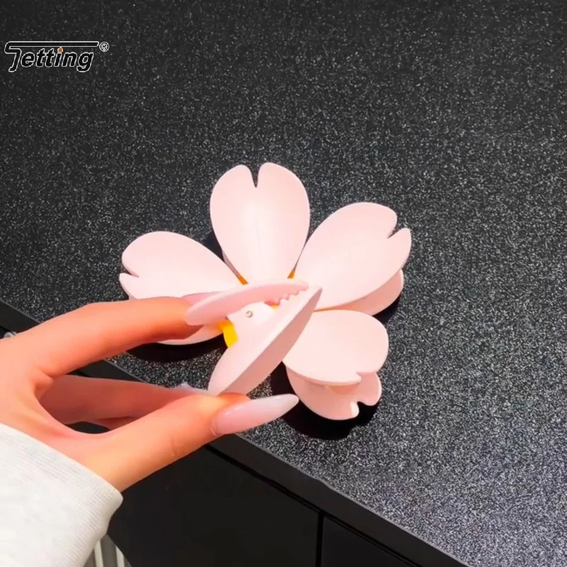 Sakura Magnetic Clip Creative Kitchen Gadget Multifunctional Snack Sealer Food Storage Unique Petal Clip Cute Home Fridge Magnet
Sakura Magnetic Clip Creative Kitchen Gadget Multifunctional Snack Sealer Food Storage Unique Petal Clip Cute Home Fridge Magnet