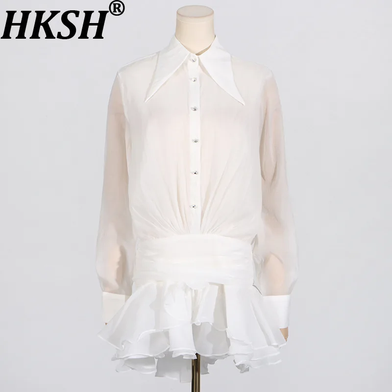 HKSH Summer New Women Fashion Elegant Turn-Down Collar Single Breasted Mesh Ruched Long Sleeve Waist Cinching Short Dress HK8295
HKSH Summer New Women Fashion Elegant Turn-Down Collar Single Breasted Mesh Ruched Long Sleeve Waist Cinching Short Dress HK8295