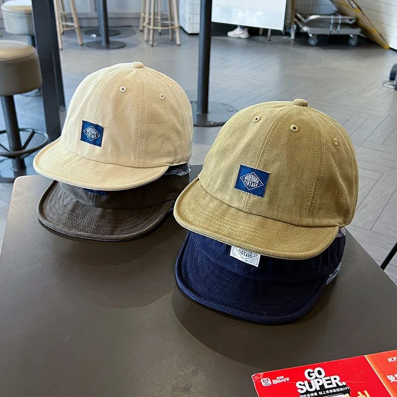 Retro cloth label soft top short brim baseball hat women's spring and autumn niche street soft brim tooling cap
Retro cloth label soft top short brim baseball hat women's spring and autumn niche street soft brim tooling cap