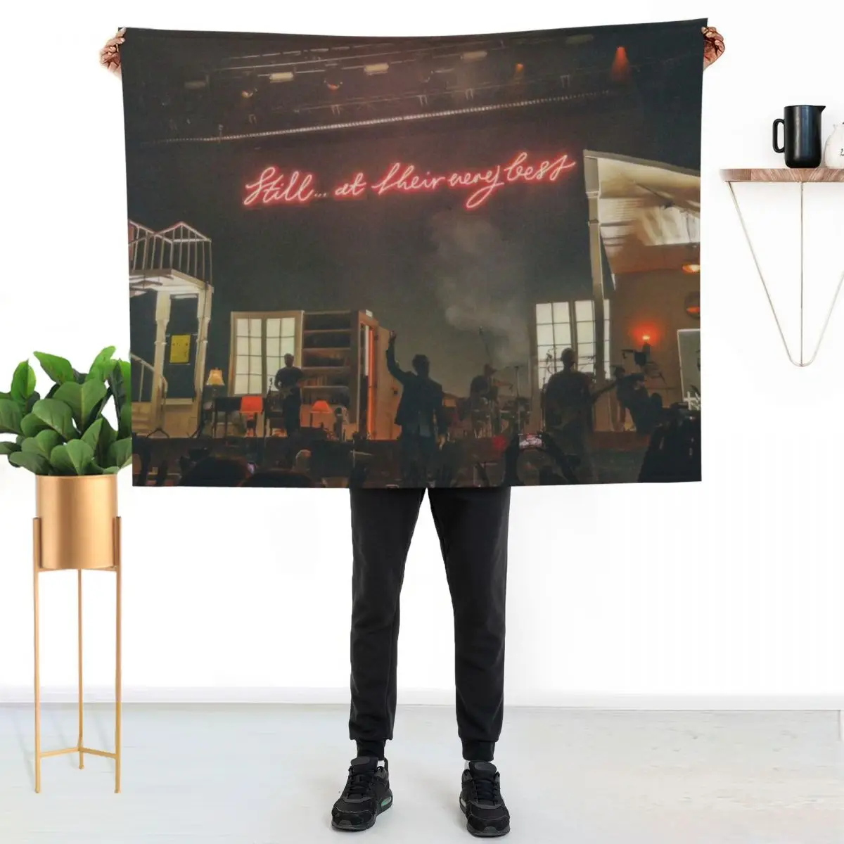 THE 1975 - red Throw Blanket Stain Resistant Cozy Warm Blanket
THE 1975 - red Throw Blanket Stain Resistant Cozy Warm Blanket