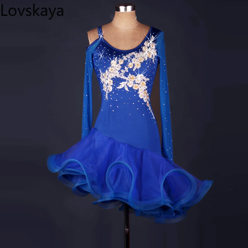 New long-sleeved Latin dance performance clothing adult dress costume Latin dance clothing
New long-sleeved Latin dance performance clothing adult dress costume Latin dance clothing