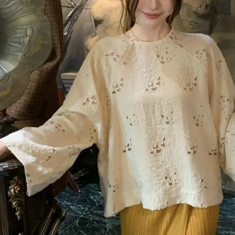 New Chinese Style Women's Long Sleeve Hollow out Wide Sleeve Overhead Shirt Spring Summer New Arrival Casual Style Casual Fit
New Chinese Style Women's Long Sleeve Hollow out Wide Sleeve Overhead Shirt Spring Summer New Arrival Casual Style Casual Fit