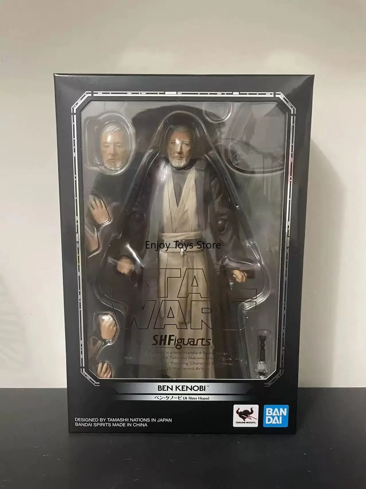Bandai SHF Star Wars Older Jedi Obi-Wan Kenobi New Hope Moving
Bandai SHF Star Wars Older Jedi Obi-Wan Kenobi New Hope Moving
