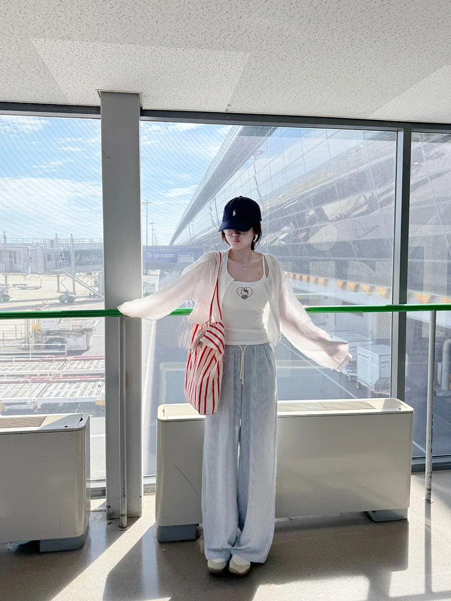 CallmeEar RAYON LINO Женская легкая летняя рубашка с длинным рукавом, модная, повседневная, удобная, дышащая, с защитой от солнца...
CallmeEar RAYON LINO Женская легкая летняя рубашка с длинным рукавом, модная, повседневная, удобная, дышащая, с защитой от солнца...