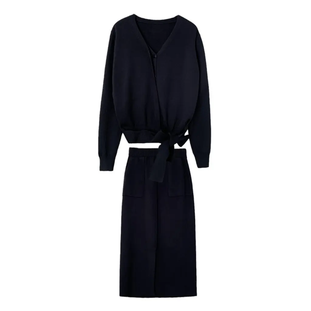 French Hepburn Style Knitted Two-piece Set High-End Strap Sweater And Split Skirt Autumn New Arrival for Women
French Hepburn Style Knitted Two-piece Set High-End Strap Sweater And Split Skirt Autumn New Arrival for Women