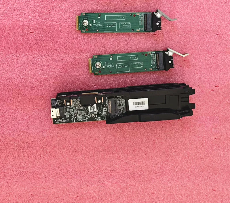 ДЛЯ DELL POWEREDGE SERVER R650 R750 R550 T550 R7525 BOSS DUAL M.2 PKH3T +2 шт. HM7F6
ДЛЯ DELL POWEREDGE SERVER R650 R750 R550 T550 R7525 BOSS DUAL M.2 PKH3T +2 шт. HM7F6