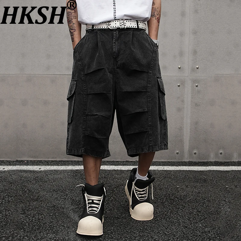 HKSH Spring Summer New Men's Tide Dark Fashion High Street Multi-Pockets Safari Style Denim Pants Loose Fit Cropped Jeans HK7923
HKSH Spring Summer New Men's Tide Dark Fashion High Street Multi-Pockets Safari Style Denim Pants Loose Fit Cropped Jeans HK7923