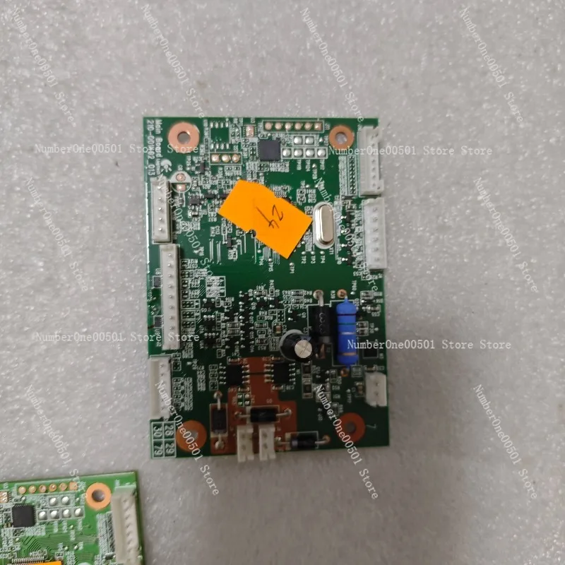 Основная плата G27 для рулевого колеса. Оригинальная запасная часть с кнопками и печатной платой источника питания.
Основная плата G27 для рулевого колеса. Оригинальная запасная часть с кнопками и печатной платой источника питания.