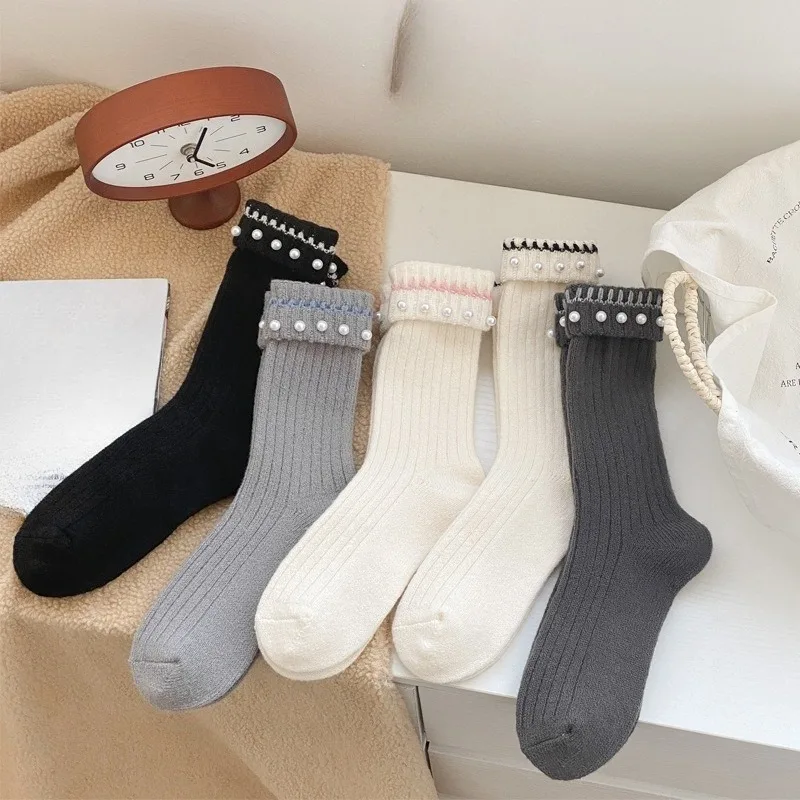1/5 пар женских весенне-осенних новых утолщенных милых носков средней длины, модные универсальные женские носки, элегантные простые штабелируемые носки
1/5 пар женских весенне-осенних новых утолщенных милых носков средней длины, модные универсальные женские носки, элегантные простые штабелируемые носки