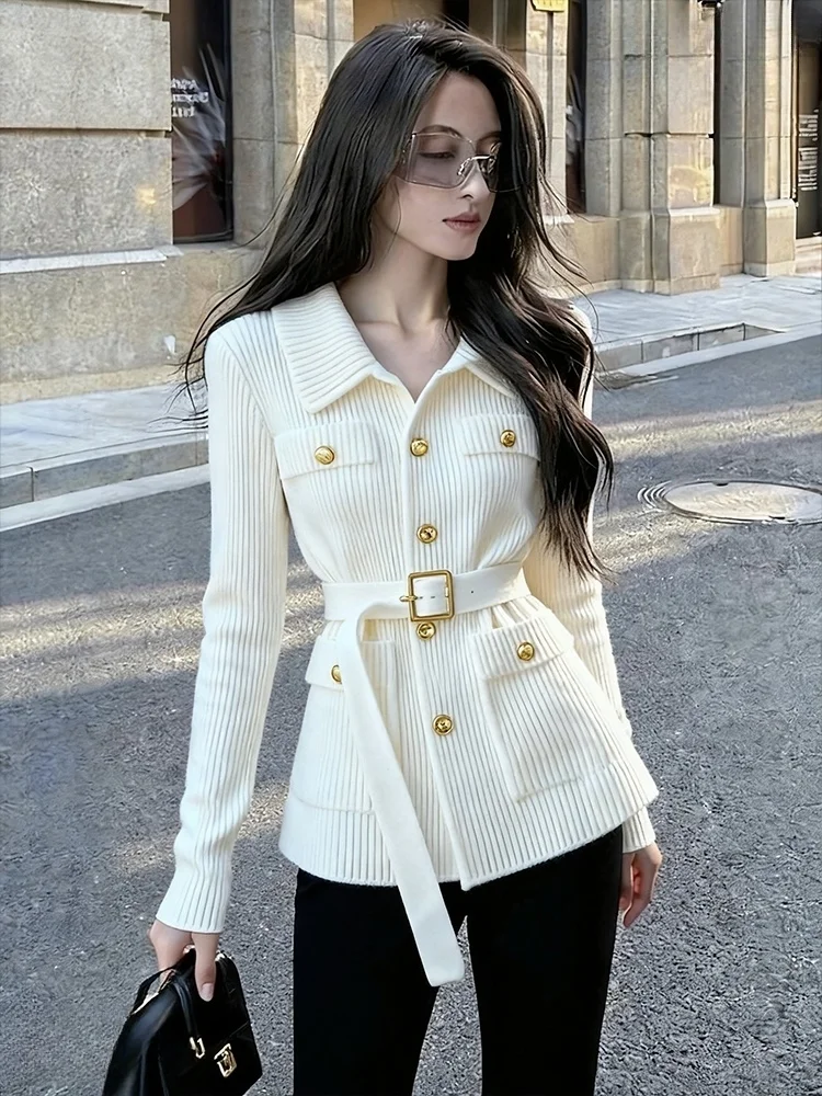 Elegant White Knitted Jacket Women's Autumn High Waist Slimming Sweater Fashionable Age-defying Beautiful Girl's Outerwear
Elegant White Knitted Jacket Women's Autumn High Waist Slimming Sweater Fashionable Age-defying Beautiful Girl's Outerwear