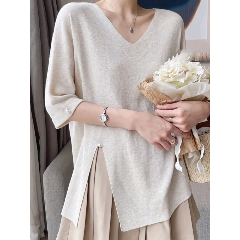 Женский бежевый вязаный кардиган с жемчужными пуговицами, легкий, с V-образным вырезом, повседневный, свободного кроя
Женский бежевый вязаный кардиган с жемчужными пуговицами, легкий, с V-образным вырезом, повседневный, свободного кроя