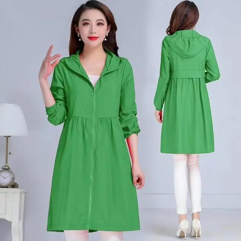 Womens Mid Long Sunscreen Clothing New Korean Fashion Solid Breathable Versatile Hooded Sunscreen Trench Coat Female Outerwear
Womens Mid Long Sunscreen Clothing New Korean Fashion Solid Breathable Versatile Hooded Sunscreen Trench Coat Female Outerwear
