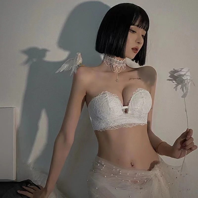 Bralette Mujer Sexy Strapless Bras for Wedding Dress Push Up Cut Out Non Wire White Lace Bra Seamless Invisible Bras Lenceria
Bralette Mujer Sexy Strapless Bras for Wedding Dress Push Up Cut Out Non Wire White Lace Bra Seamless Invisible Bras Lenceria