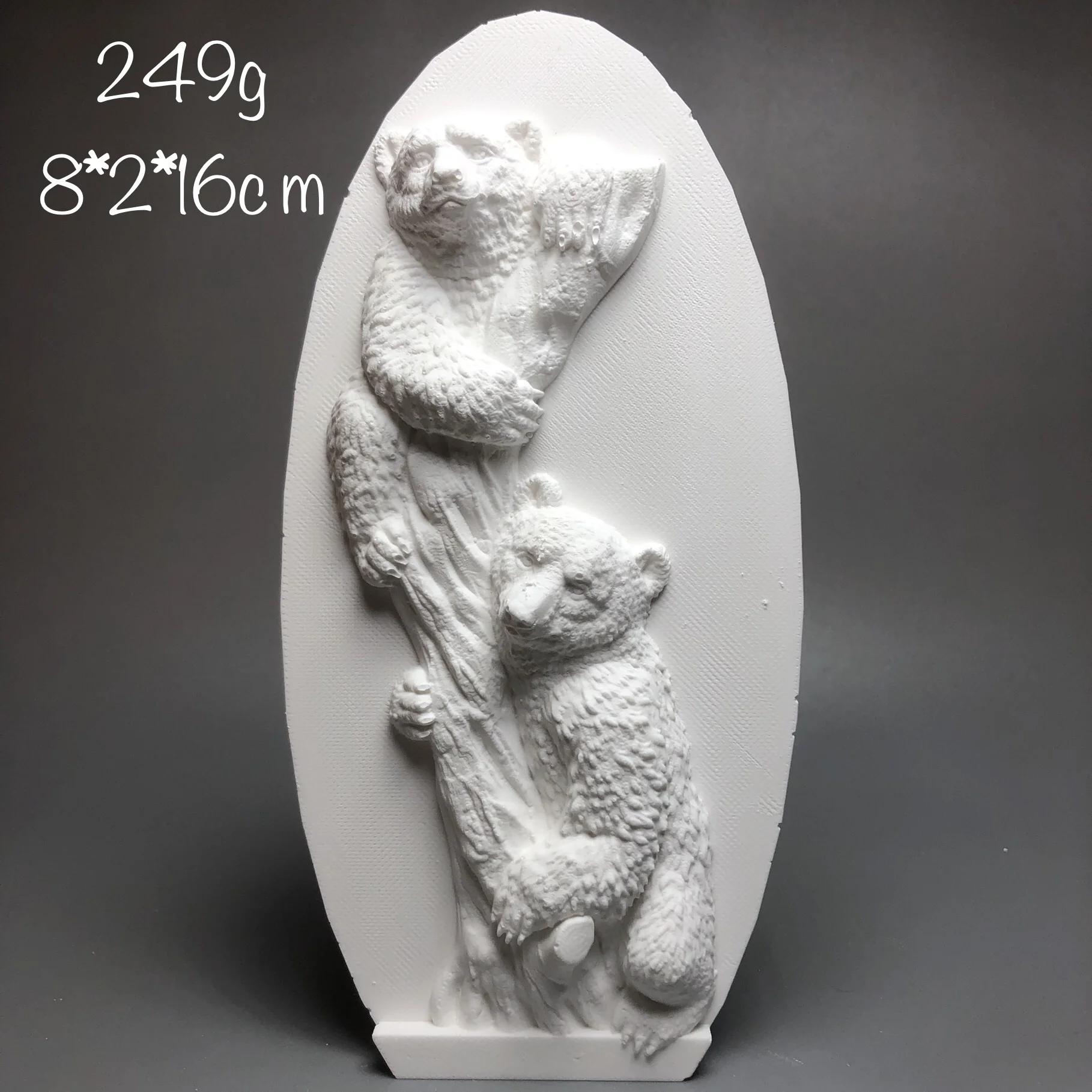 European relief bear mother and child art plaster statue creative mini sculpture tabletop decoration
European relief bear mother and child art plaster statue creative mini sculpture tabletop decoration