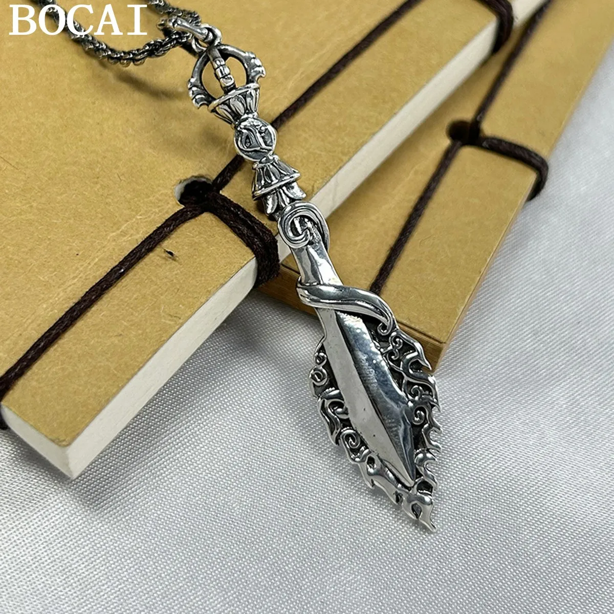 BOCAI НОВЫЙ S999 Серебряный Ретро Личность Убийца Демонов Пестик Манджушри Меч Подвеска
BOCAI НОВЫЙ S999 Серебряный Ретро Личность Убийца Демонов Пестик Манджушри Меч Подвеска