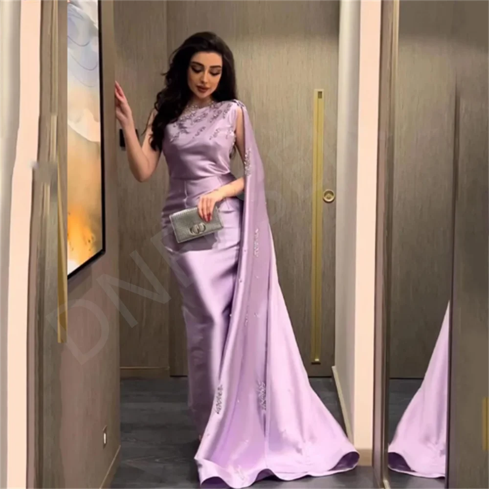 Elegant High Collar Prom Gown For Women Mermaid Watteau Train Evening Dress Beading Classic Party Formal Dress
Elegant High Collar Prom Gown For Women Mermaid Watteau Train Evening Dress Beading Classic Party Formal Dress