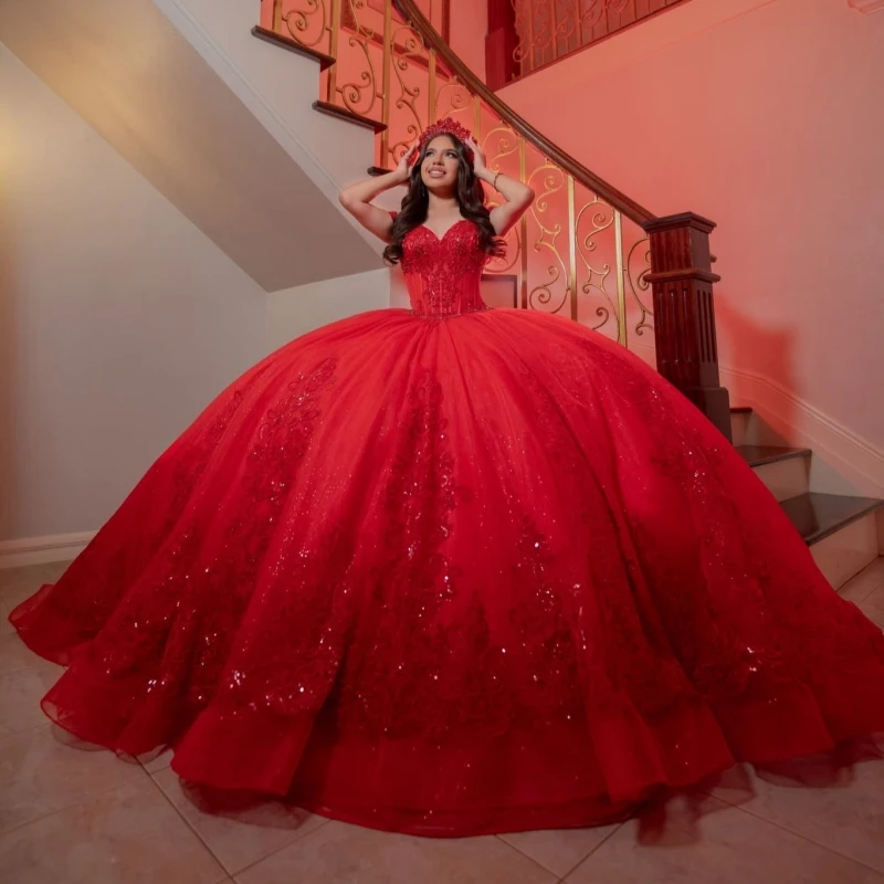 Red Shiny Ball Gown Quinceanera Dresses Applique Lace Beading Crystal Tiered Tull Corset Off The Shoulder Sweet 16 vestidos 15
Red Shiny Ball Gown Quinceanera Dresses Applique Lace Beading Crystal Tiered Tull Corset Off The Shoulder Sweet 16 vestidos 15