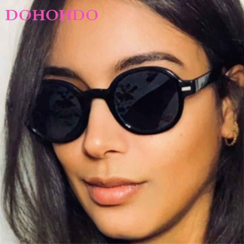 Luxury Designer Small Oval Rice Nail Sunglasses Women Men Classic Fashion Trend Sun Glasses Female Travel Driving Shades UV400
Luxury Designer Small Oval Rice Nail Sunglasses Women Men Classic Fashion Trend Sun Glasses Female Travel Driving Shades UV400