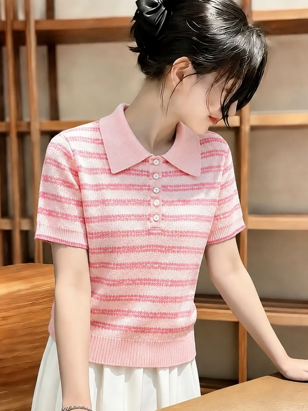 Korean Style Sweet Color Block Ice Silk Knitted Top Short Sleeve Collar Comfortable Fashionable Slimming Women's Shirt
Korean Style Sweet Color Block Ice Silk Knitted Top Short Sleeve Collar Comfortable Fashionable Slimming Women's Shirt