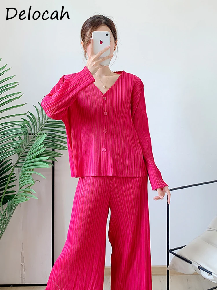 Delocah High Quality Autumn Women Fashion Runway Pants Sets Long Sleeve Pleated Blouses + Elastic Waist Wide Leg Pants Suits
Delocah High Quality Autumn Women Fashion Runway Pants Sets Long Sleeve Pleated Blouses + Elastic Waist Wide Leg Pants Suits