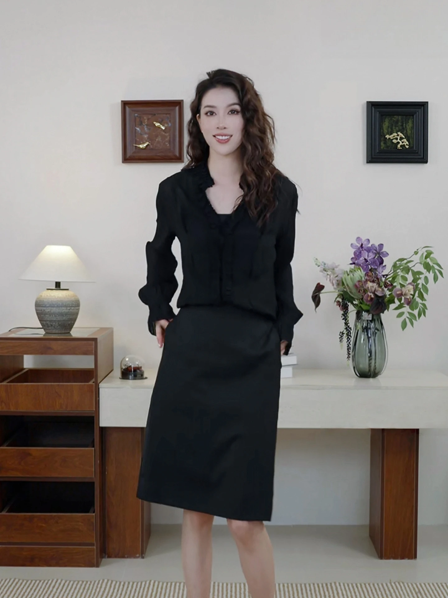 Nana Tall DMX Ruffle Collar Long Sve Loose Women's irt Stand Collar Layering Blouse Thin Lantern Sve Regular Length
Nana Tall DMX Ruffle Collar Long Sve Loose Women's irt Stand Collar Layering Blouse Thin Lantern Sve Regular Length