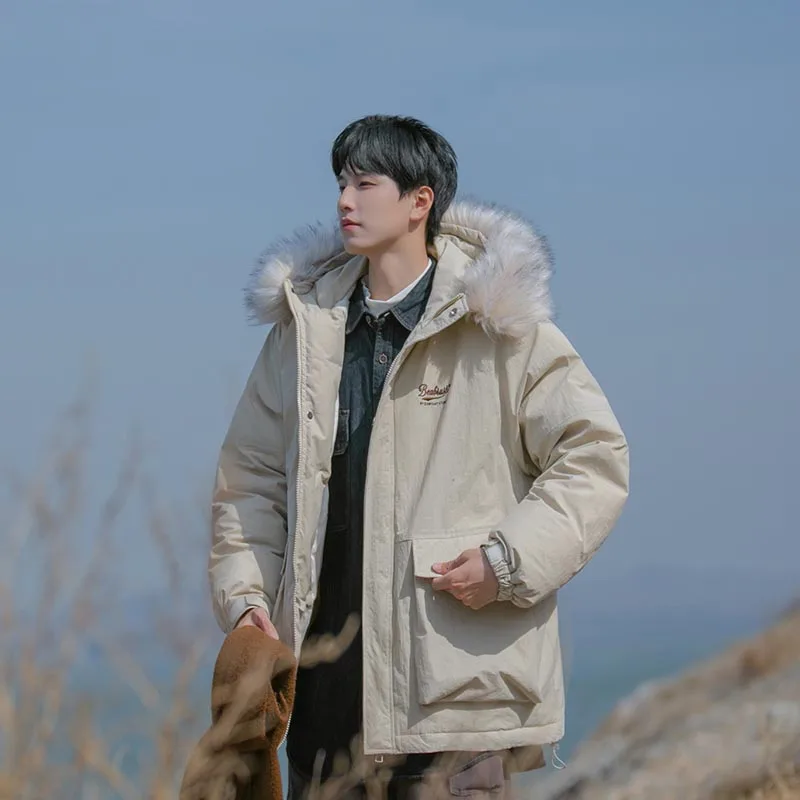 Утепленная хлопковая куртка для мужчин: зимняя модная рабочая одежда с большим меховым воротником и капюшоном, молодежная повседневная свободная модель
Утепленная хлопковая куртка для мужчин: зимняя модная рабочая одежда с большим меховым воротником и капюшоном, молодежная повседневная свободная модель