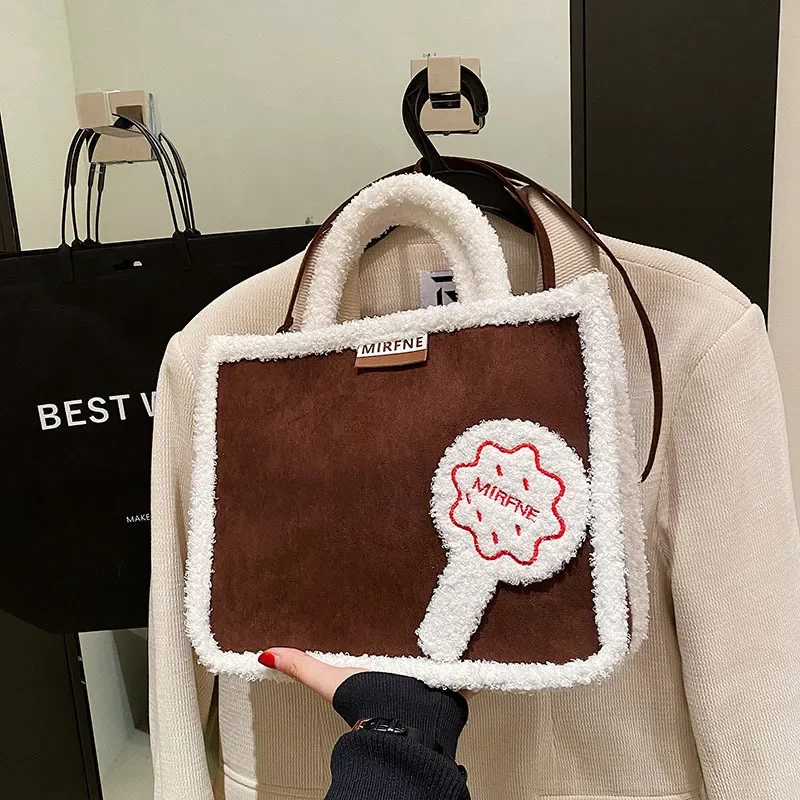 Children Messenger Bags Lamb Wool Frosted Hand-held Tote Bag for Women Versatile Designer Bags Purse and Handbags Сумка Женская
Children Messenger Bags Lamb Wool Frosted Hand-held Tote Bag for Women Versatile Designer Bags Purse and Handbags Сумка Женская
