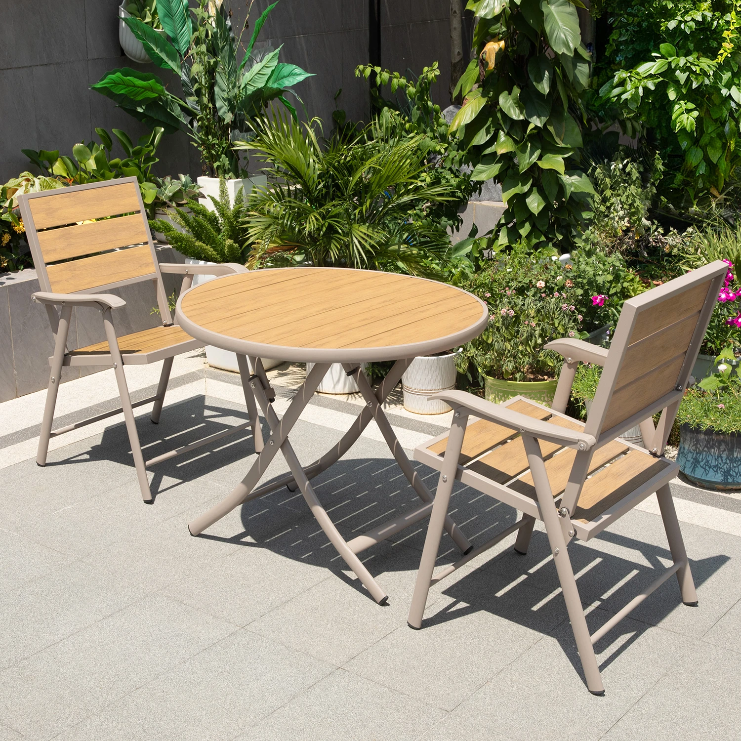New Product Durable Folding Aluminum Frame Bistro Furniture Outdoor Leisure Coffee Table And Chair Set
New Product Durable Folding Aluminum Frame Bistro Furniture Outdoor Leisure Coffee Table And Chair Set