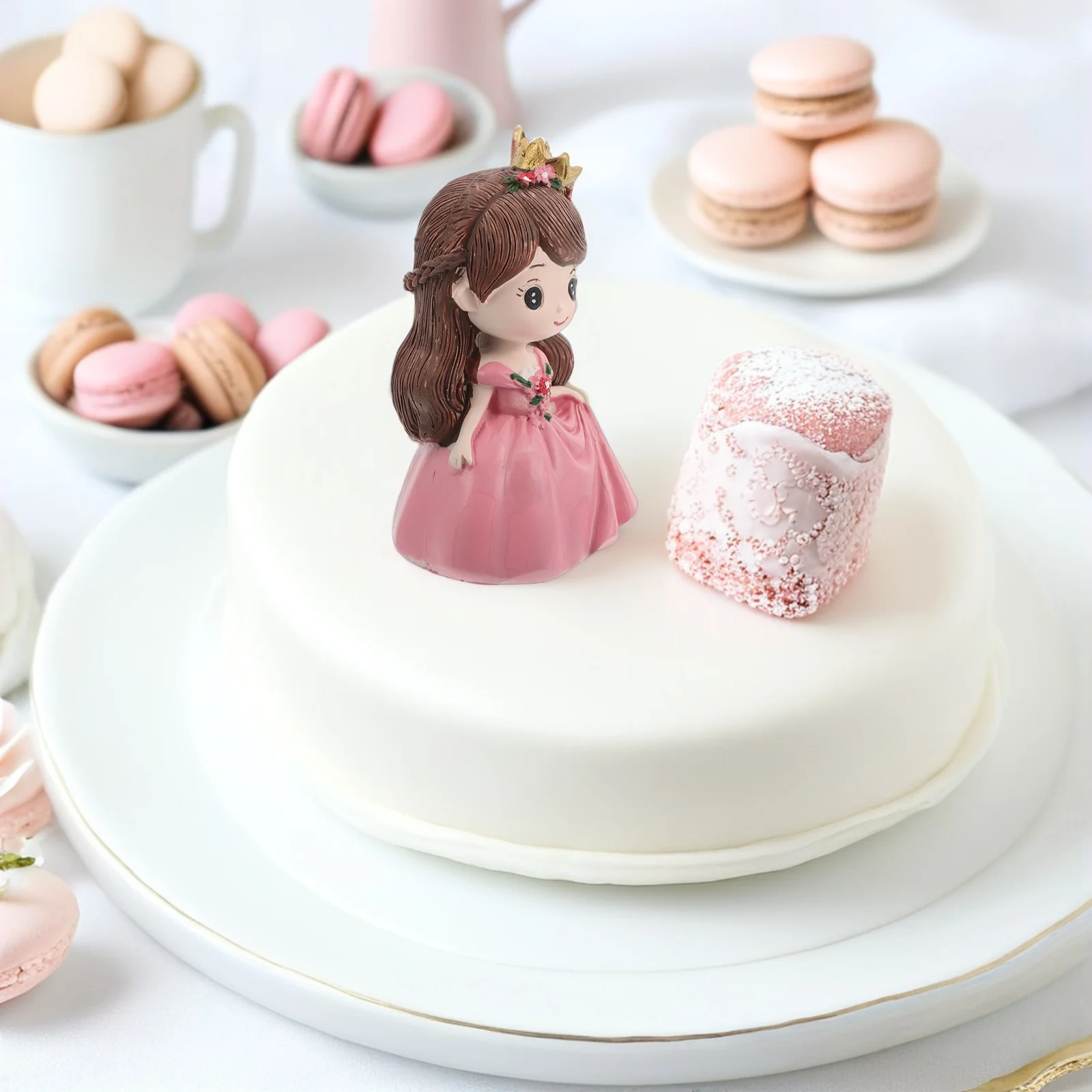 Princess Cake Topper 3D Design Small Girl Statue for Birthday Cake Decorations Girls Party Favors Home Table Display
Princess Cake Topper 3D Design Small Girl Statue for Birthday Cake Decorations Girls Party Favors Home Table Display
