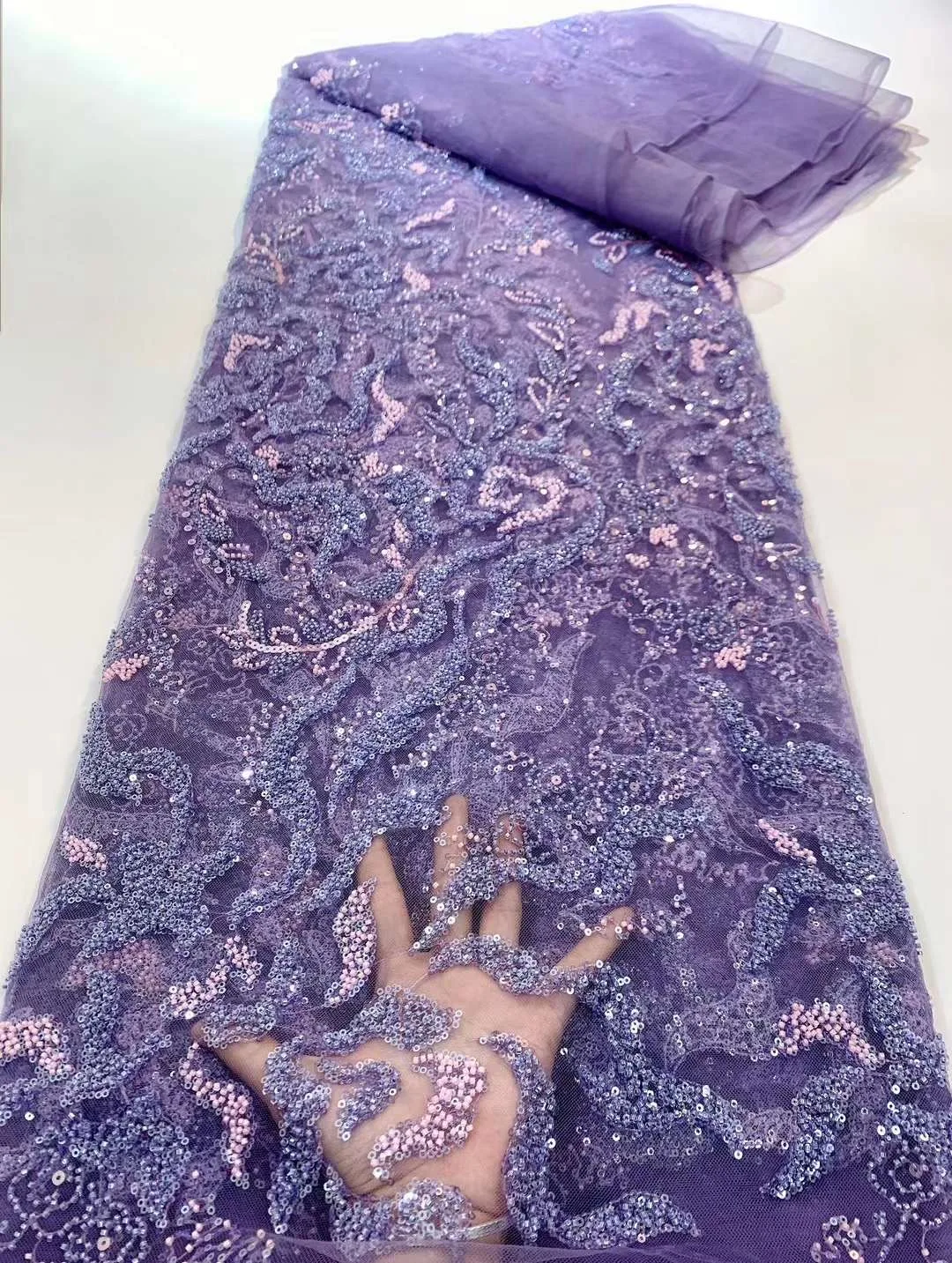 Fashionable And Casual Daily Simple Style Nigerian Sequin Fabrics Beaded Lace Fabric African Lace Fabric For Wedding Party Dress
Fashionable And Casual Daily Simple Style Nigerian Sequin Fabrics Beaded Lace Fabric African Lace Fabric For Wedding Party Dress