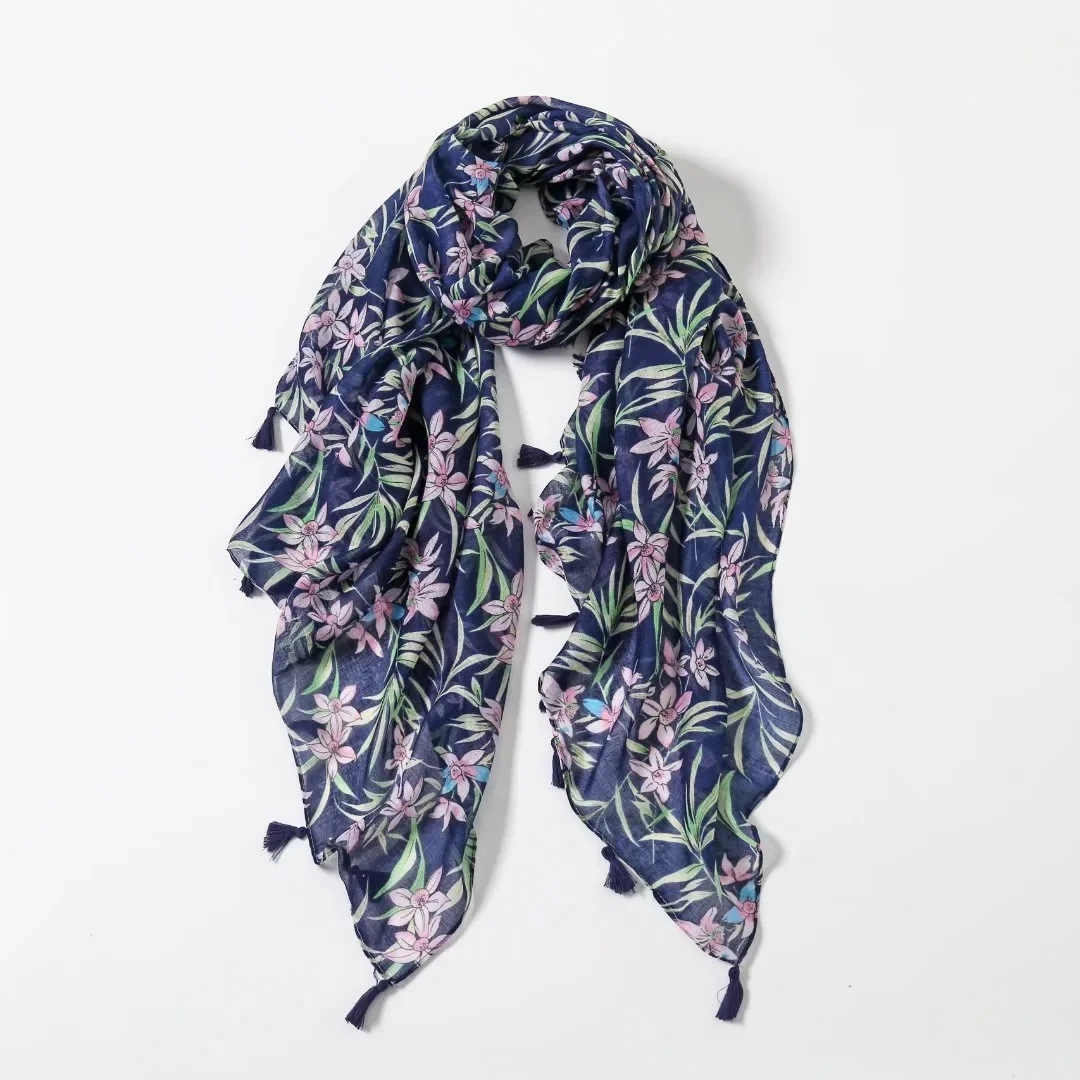 2022 New Fashion Small Leaves Print Tassel Scarf Shawls Women Long Soft Small Floral Pattern Hijab Wrap Scarves Free Shipping
2022 New Fashion Small Leaves Print Tassel Scarf Shawls Women Long Soft Small Floral Pattern Hijab Wrap Scarves Free Shipping