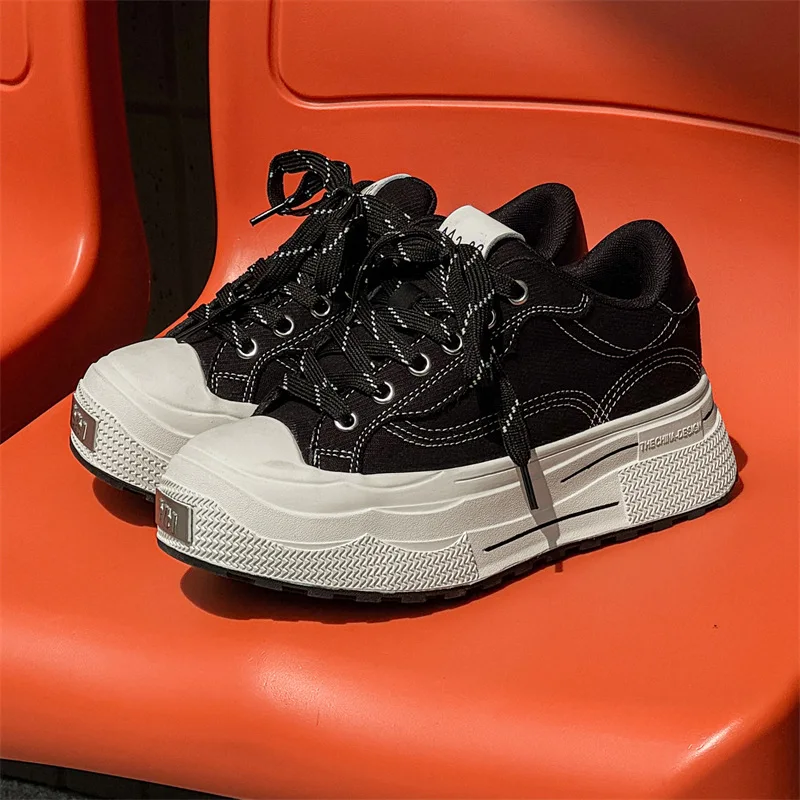 Men's Canvas Platform Sneakers Casual Thick Sole Skate Shoes Streetwear Trend Non-slip Breathable Couple Daily Walking Footwear
Men's Canvas Platform Sneakers Casual Thick Sole Skate Shoes Streetwear Trend Non-slip Breathable Couple Daily Walking Footwear