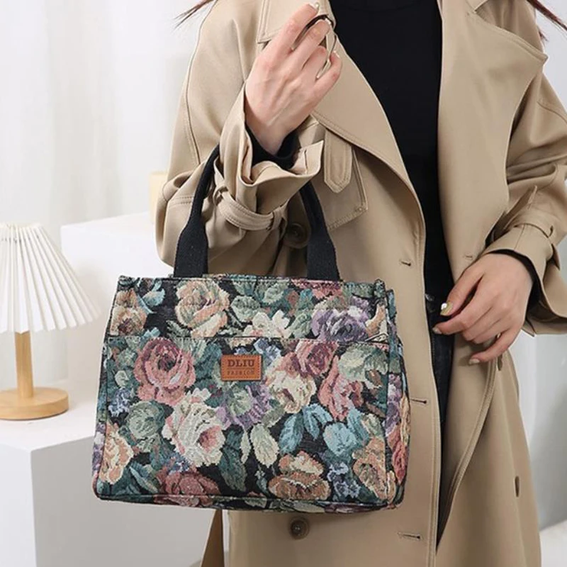 Portable Floral Printed Women's Tote Canvas Multifunctional Large Capacity Fashion Zipper Work Lunch Bento Bag
Portable Floral Printed Women's Tote Canvas Multifunctional Large Capacity Fashion Zipper Work Lunch Bento Bag