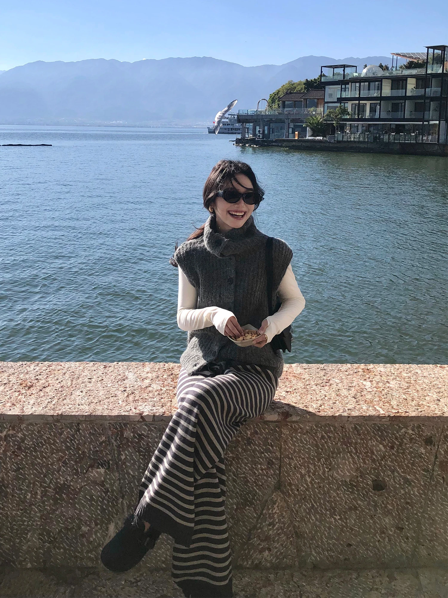 Женский вязаный жилет Pusumede: мягкий, пушистый, с высоким воротником, для ношения под одеждой, свободный крой, стандартная длина, цветной
Женский вязаный жилет Pusumede: мягкий, пушистый, с высоким воротником, для ношения под одеждой, свободный крой, стандартная длина, цветной