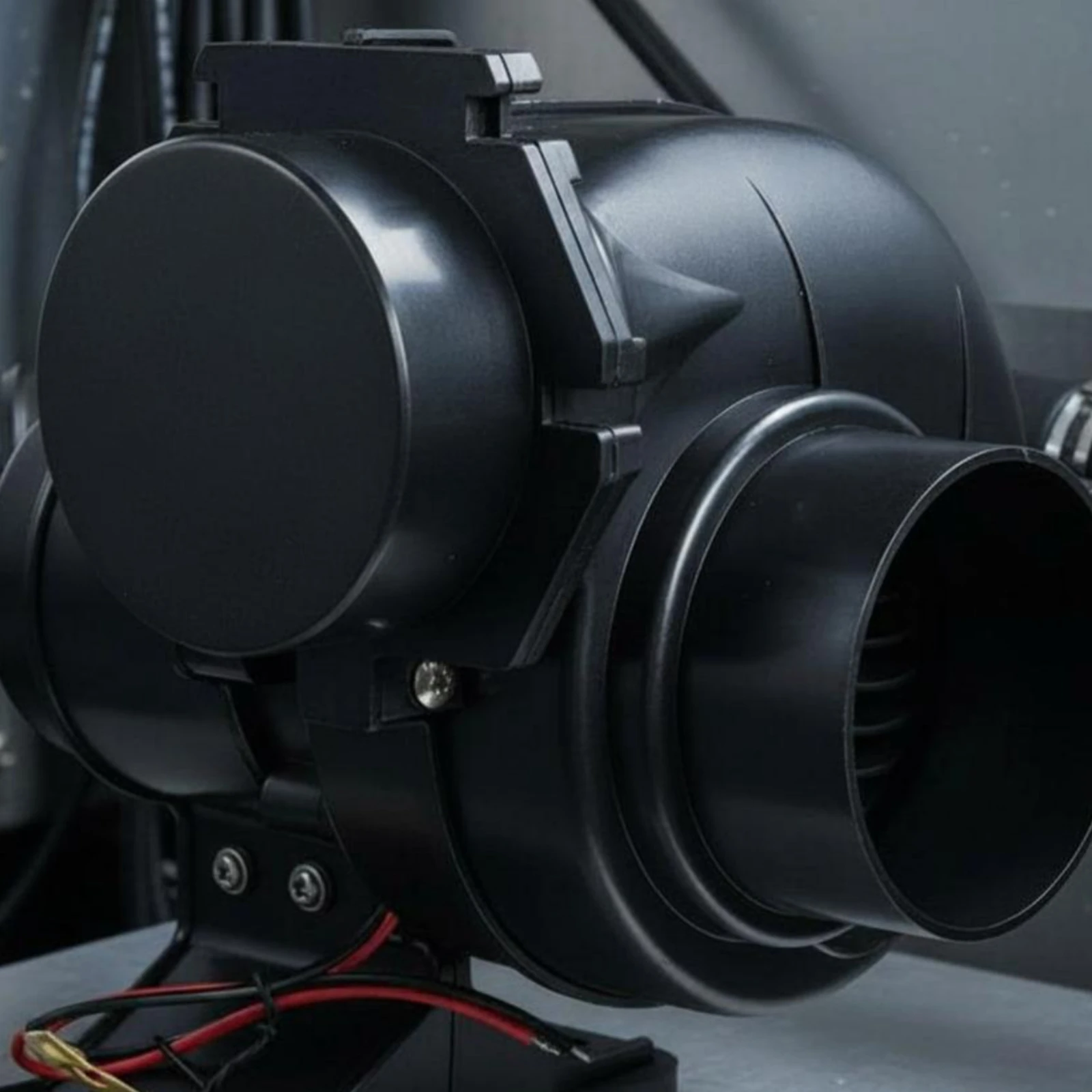 Snail Fan DC Power Marine Exhaust Fan Marine Exhaust Blower High Air Movement Boat Ventilation Blower Compact for Yacht
Snail Fan DC Power Marine Exhaust Fan Marine Exhaust Blower High Air Movement Boat Ventilation Blower Compact for Yacht