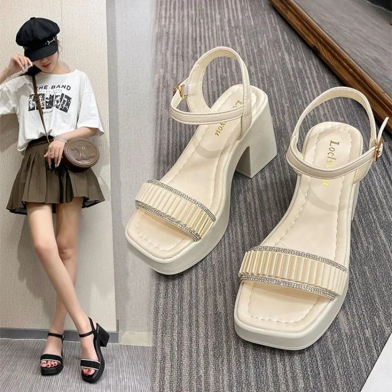 Fairy Style Thick Soled Sandals for Women Wearing Summer 2025 New Thick Heels with Fashionable Beach Shoes Plus Size 41 Fashion
Fairy Style Thick Soled Sandals for Women Wearing Summer 2025 New Thick Heels with Fashionable Beach Shoes Plus Size 41 Fashion